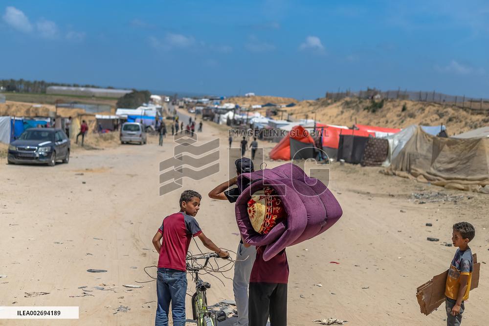 Almost 450,000 People Have Fled Rafah In A Week - Gaza