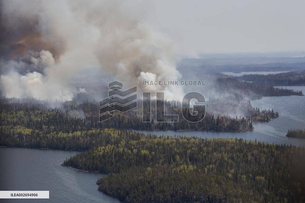 Flin Flon Fire Grows In Manitoba - Canada