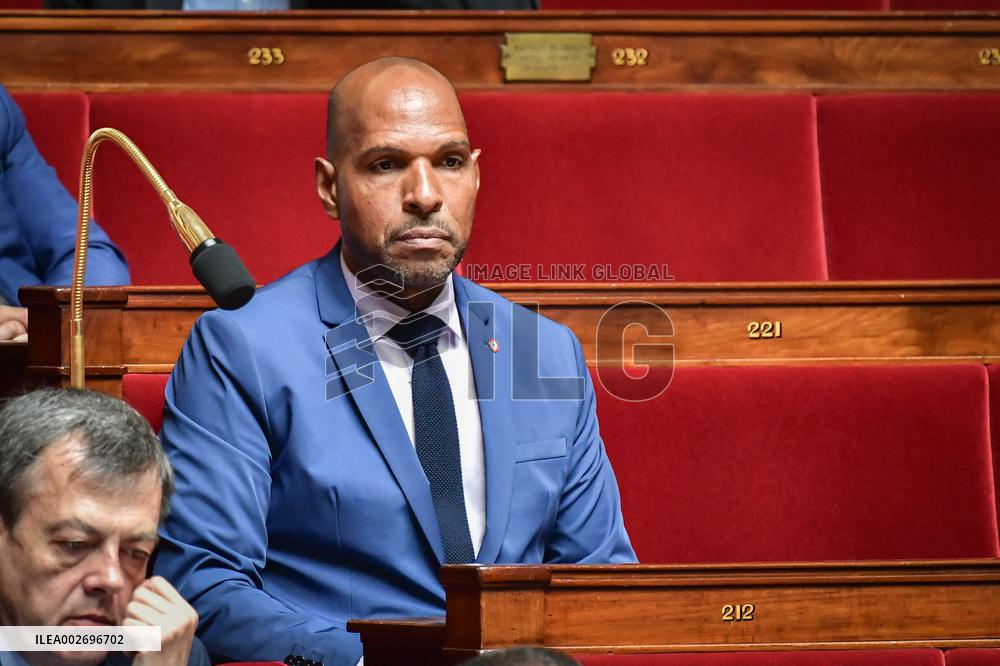 Questions to the government at the National Assembly in Paris FA