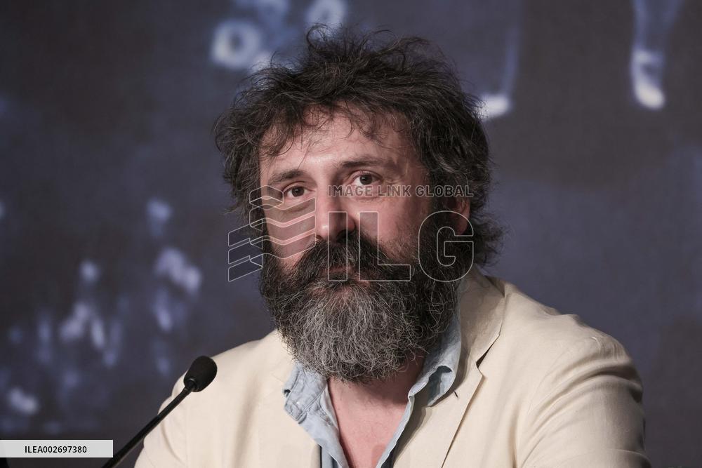 Cannes Deuxieme Acte Press Conference DB