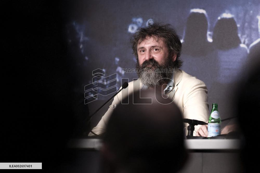 Cannes Deuxieme Acte Press Conference DB