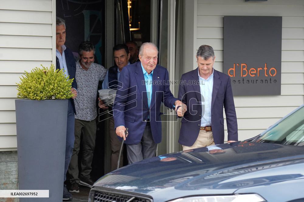 Don Juan Carlos Leaving Restaurant - Spain