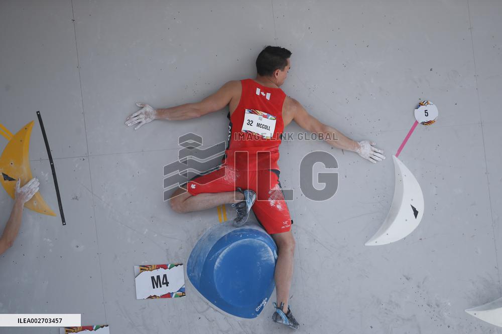 (SP)CHINA-SHANGHAI-OLYMPIC QUALIFIER SERIES SHANGHAI-SPORT CLIMBING-MEN'S BOULDER & LEAD-BOULDER QUALIFICATION (CN)