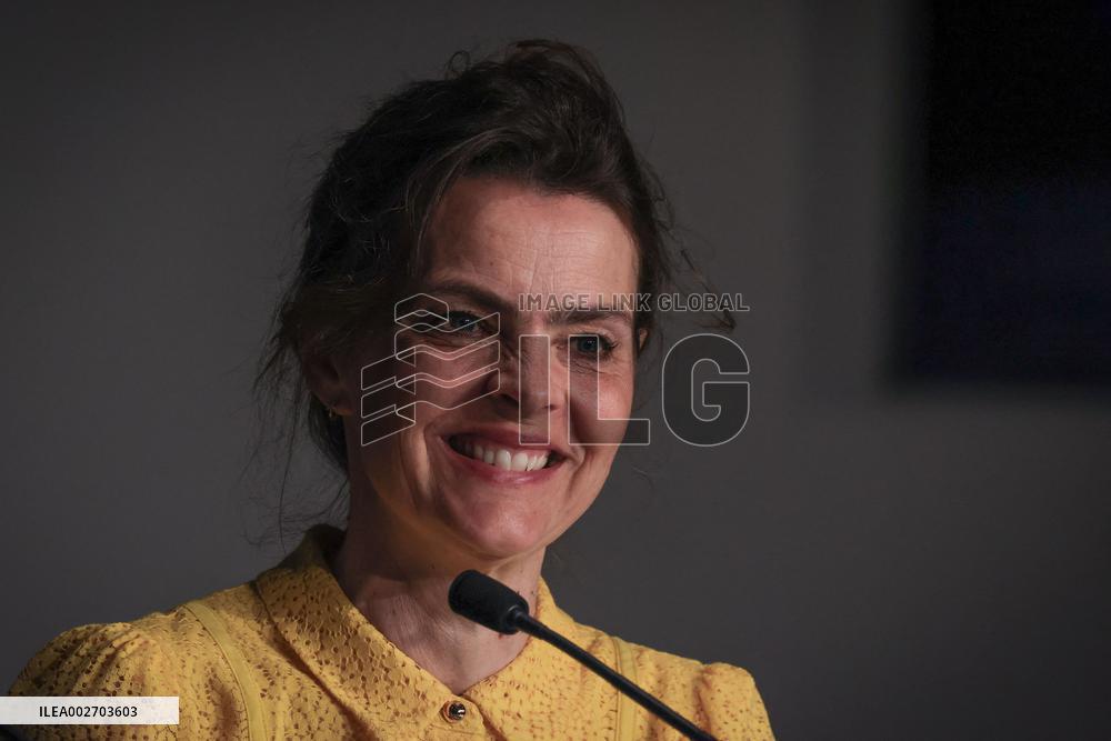 Cannes Pigen Med Nalen Press Conference DB