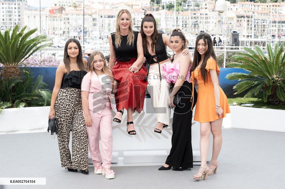 Annual Cannes Film Festival - Diamant Brut  Photocall - Cannes DN