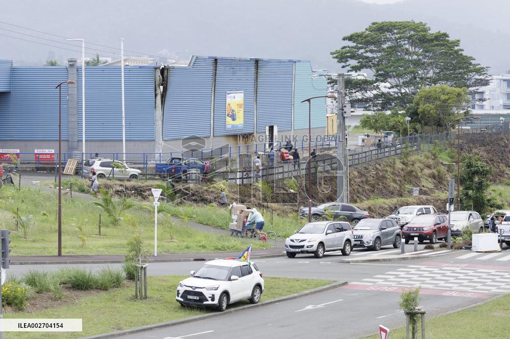 Four Dead In New Caledonia Riots