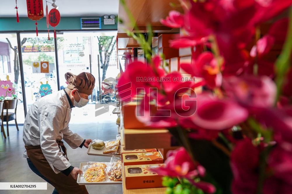 CHINA-JIANGSU-NANJING-BAKERY-EMPLOYMENT-INTELLECTUAL DISABILITIES (CN)