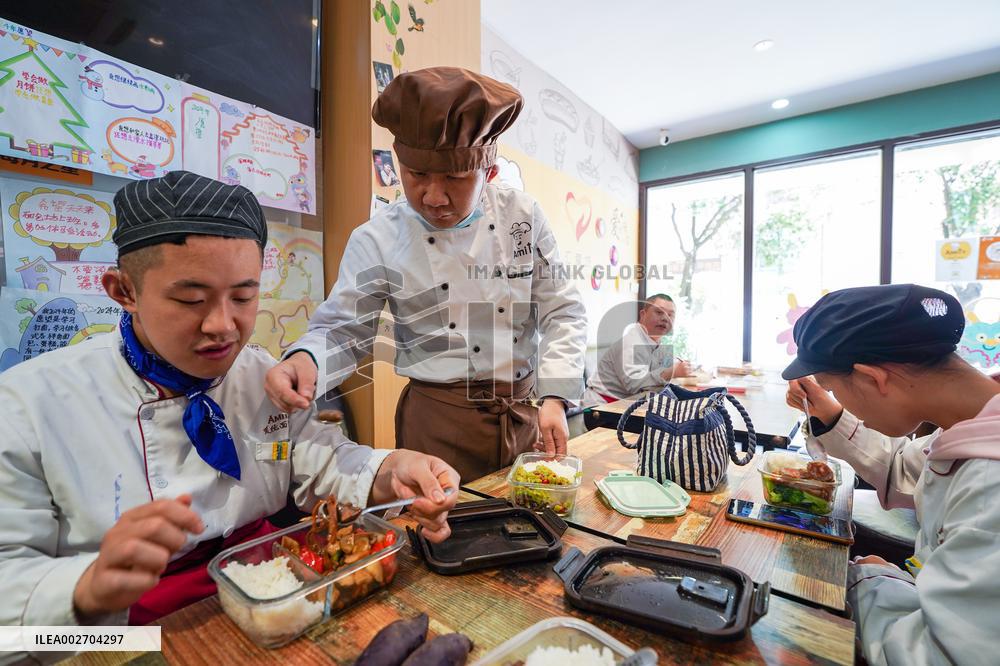 CHINA-JIANGSU-NANJING-BAKERY-EMPLOYMENT-INTELLECTUAL DISABILITIES (CN)