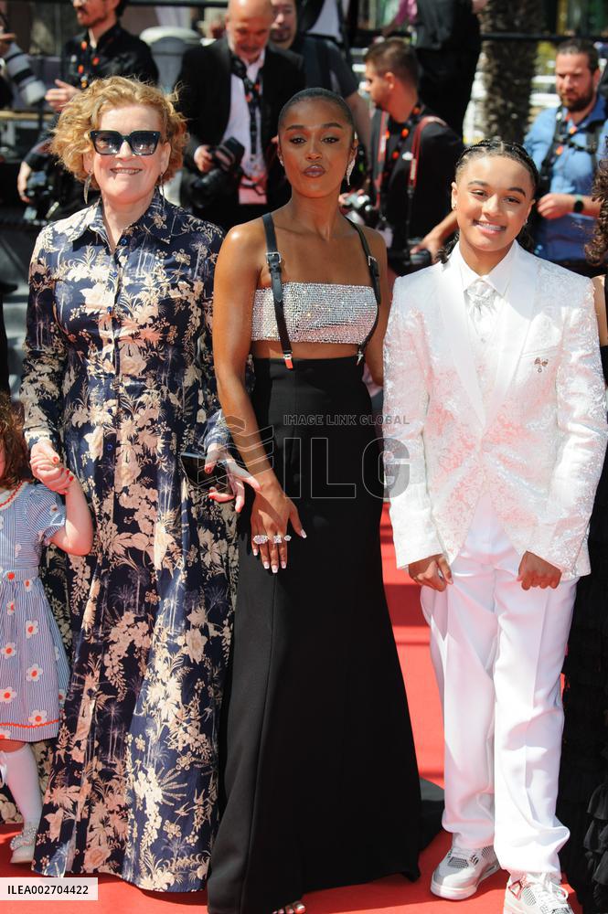 Cannes Bird Red Carpet NG