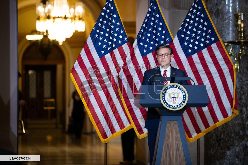 Statue of Rev. Billy Graham Sr. Unveiled - Washington