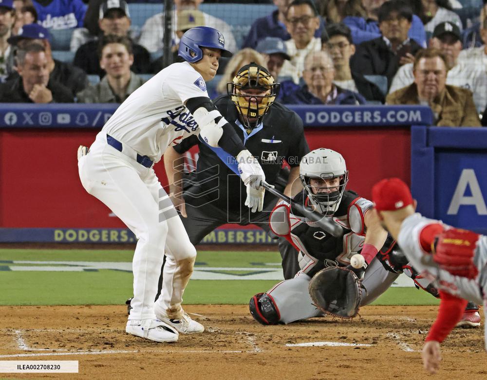 Baseball: Reds vs. Dodgers