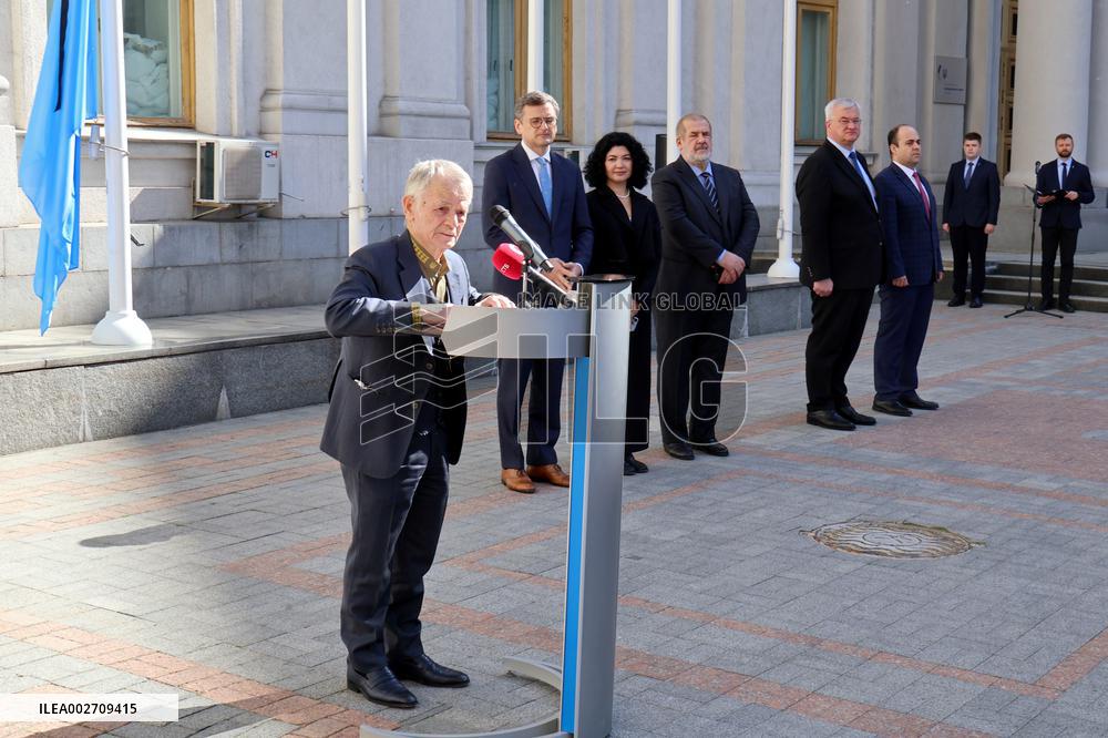 Foreign Ministry honors memory of genocide victims of Crimean Tatar people