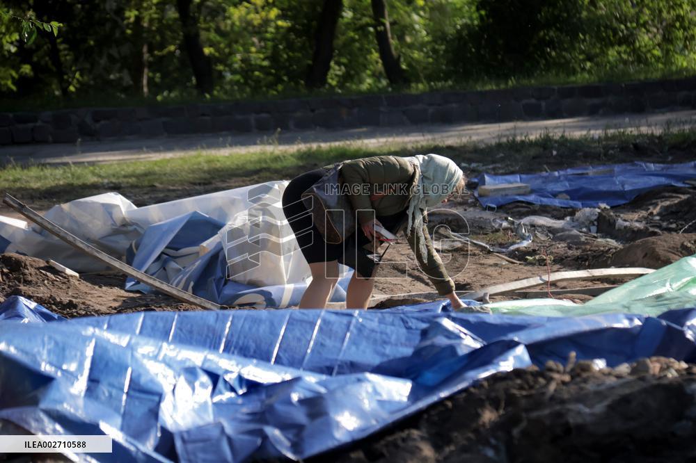 UOC-MP SAF temple dismantled in UNESCO buffer zone in Kyiv overnight
