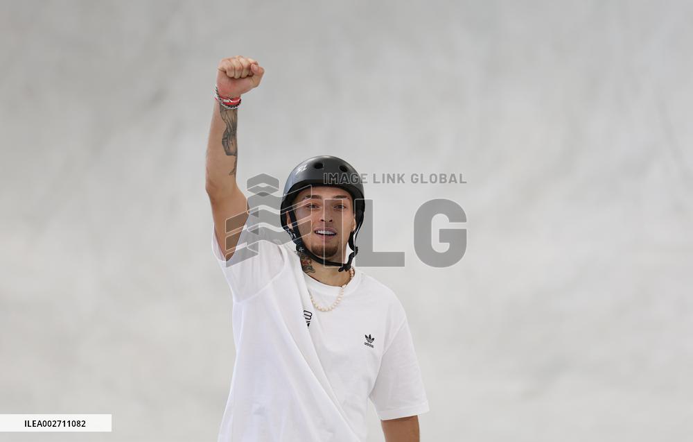 (SP)CHINA-SHANGHAI-OLYMPIC QUALIFIER SERIES SHANGHAI-SKATEBOARDING-MEN'S PARK-PRELIMS (CN)