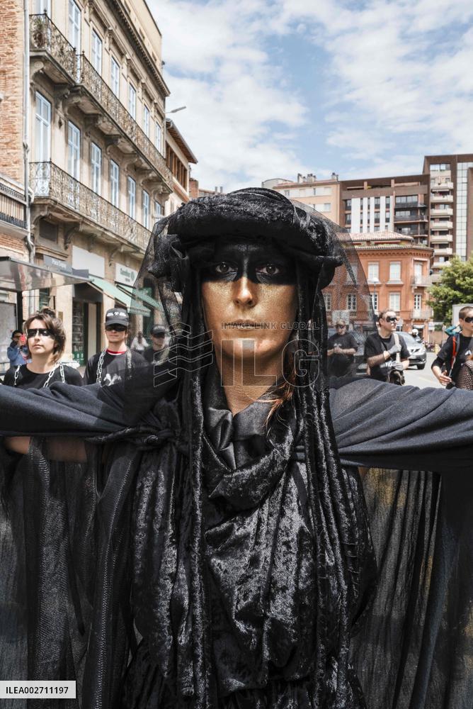 Demonstration During The Passage Of The Olympic Flame - Toulouse
