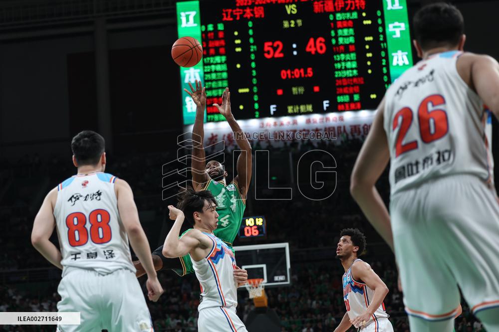 (SP)CHINA-SHENYANG-BASKETBALL-CBA-FINALS-LIAONING VS XINJIANG (CN)