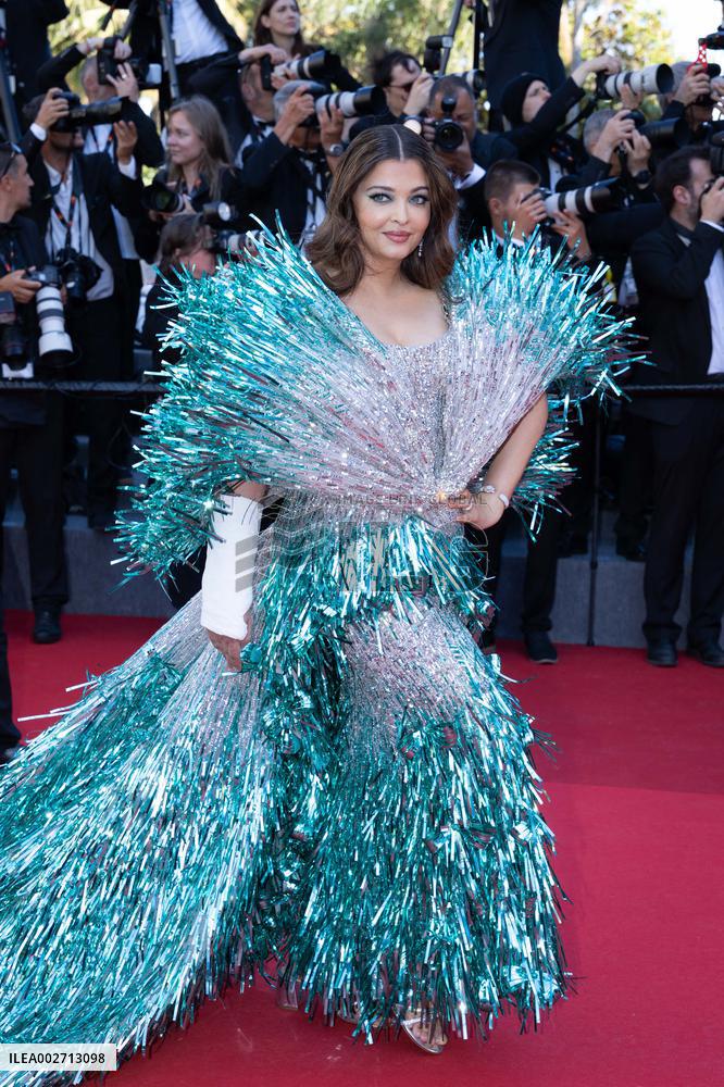 Cannes - Kinds Of Kindness Red Carpet