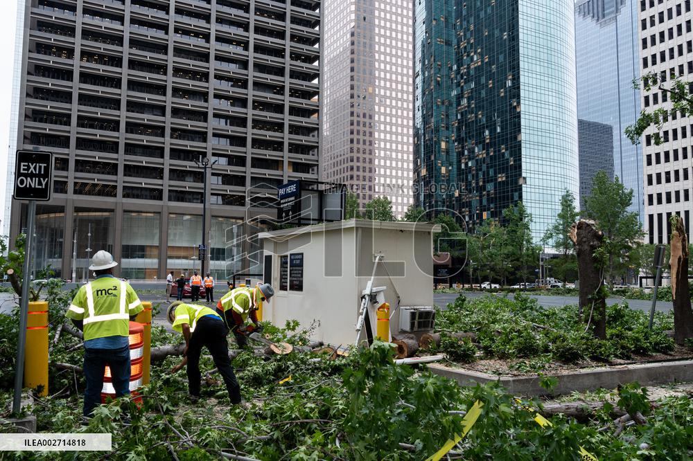 U.S.-HOUSTON-STORMS-AFTERMATH