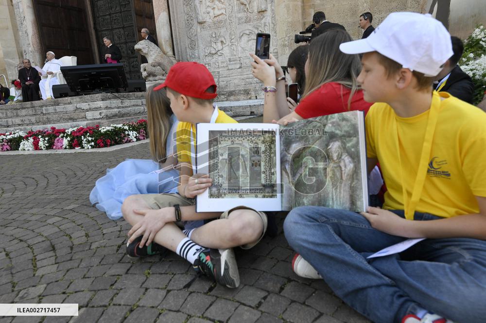 Pope Francis Holds A Meeting With Children And Youth - Verona