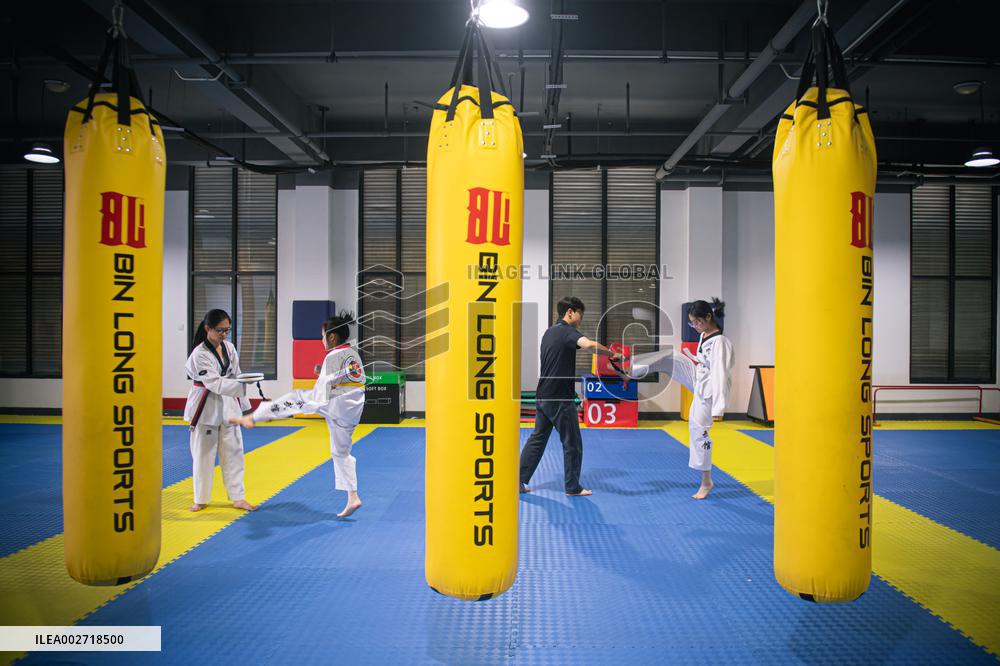 CHINA-ZHEJIANG-HANGZHOU-BARRIER-FREE FACILITY (CN)