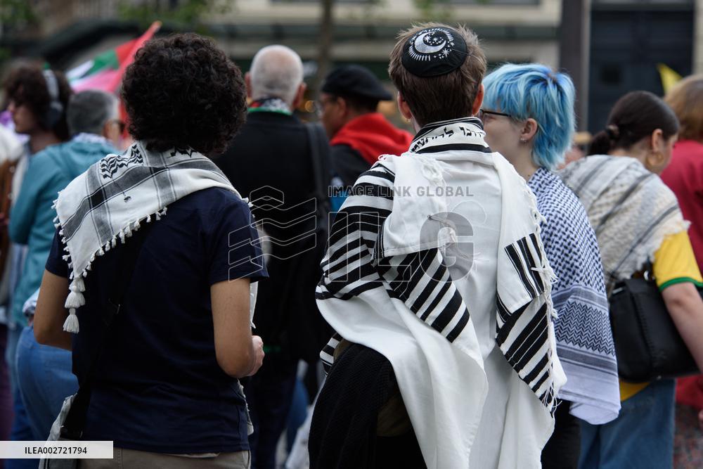 Pro-Palestine Rally - Paris