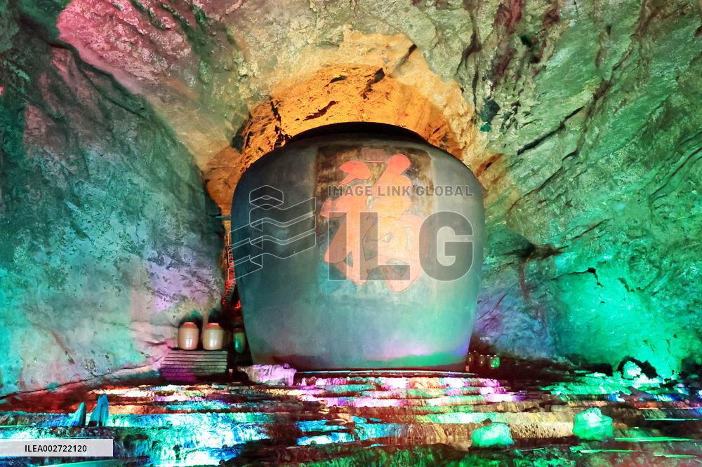 World's Largest Natural Wine Cellar in Hechi