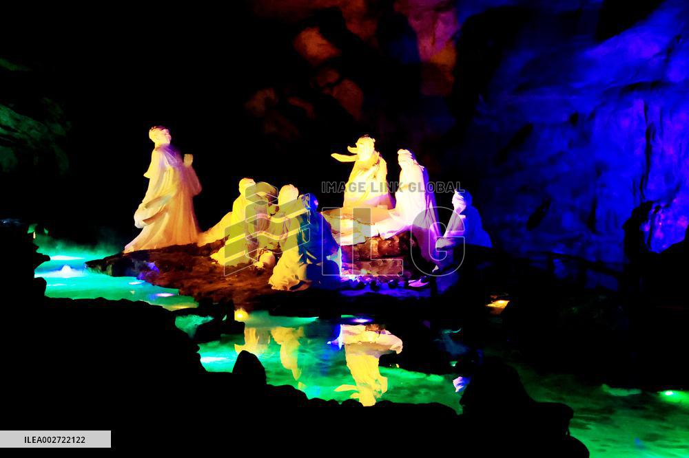 World's Largest Natural Wine Cellar in Hechi