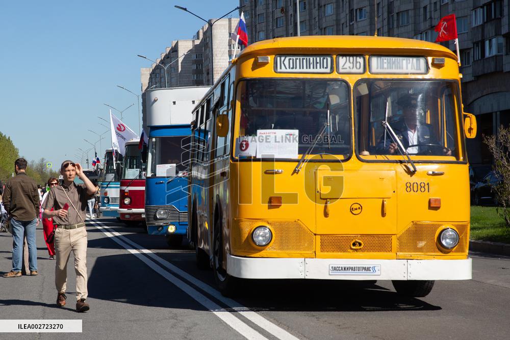 RUSSIA-ST. PETERSBURG-VINTAGE CAR SHOW