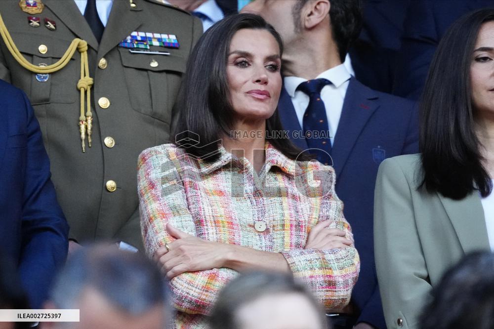 Queen Letizia Attends Spanish Queen's Cup Final Match - Zaragoza
