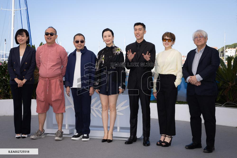Cannes - Caught By The Tides Photocall