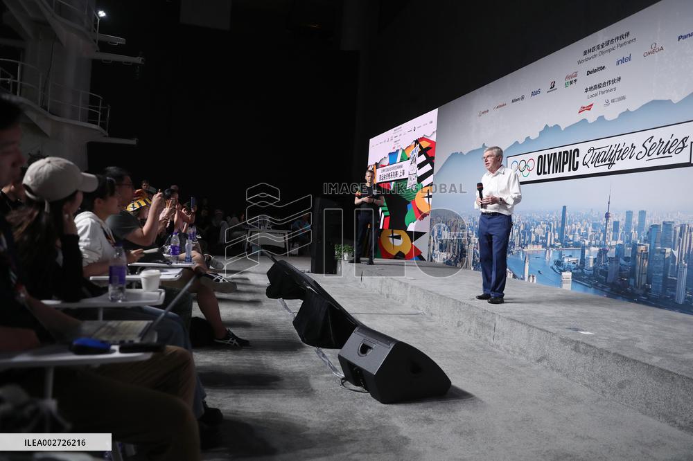 (SP)CHINA-SHANGHAI-OLYMPIC QUALIFIER SERIES SHANGHAI-PRESS-BACH (CN)