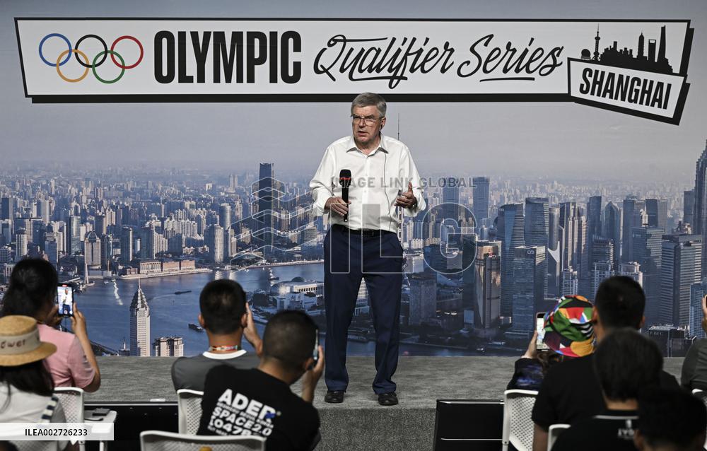 (SP)CHINA-SHANGHAI-OLYMPIC QUALIFIER SERIES SHANGHAI-PRESS-BACH (CN)