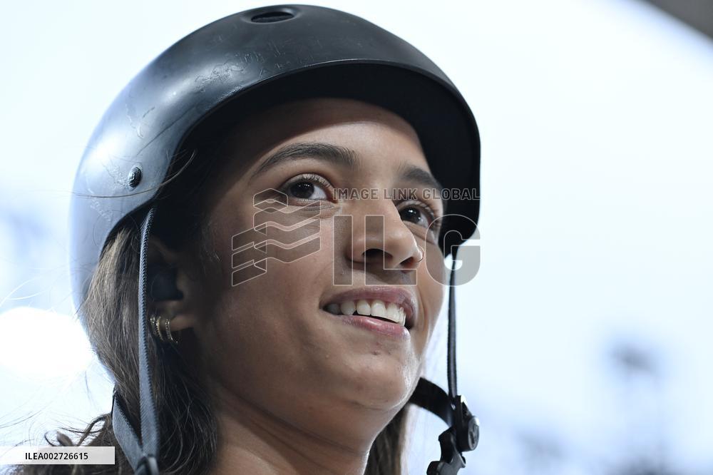 (SP)CHINA-SHANGHAI-OLYMPIC QUALIFIER SERIES SHANGHAI-SKATEBOARDING-WOMEN'S STREET-FINAL (CN)