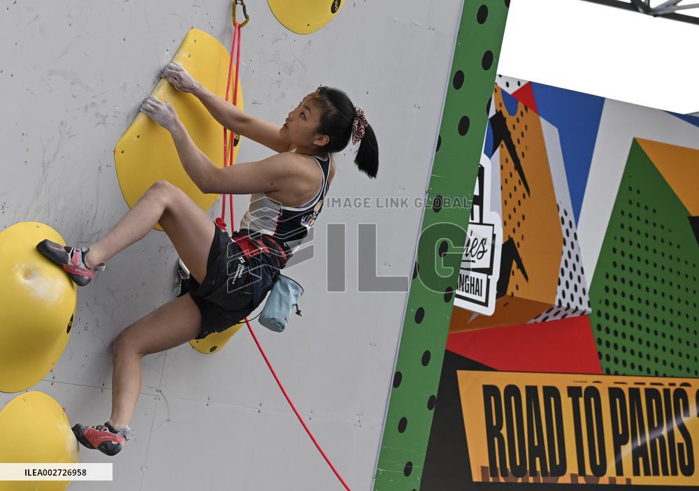 (SP)CHINA-SHANGHAI-OLYMPIC QUALIFIER SERIES SHANGHAI-SPORT CLIMBING-WOMEN'S BOULDER & LEAD-FINAL (CN)
