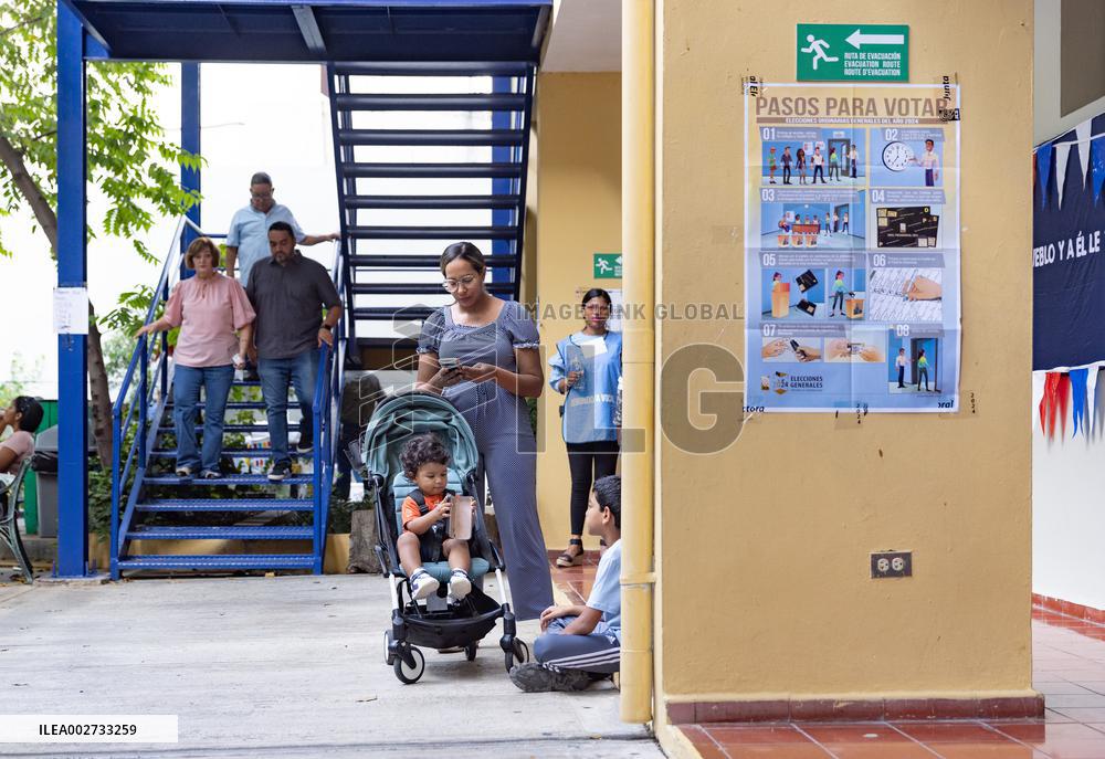 DOMINICAN REPUBLIC-SANTO DOMINGO-PRESIDENTIAL ELECTION-VOTE