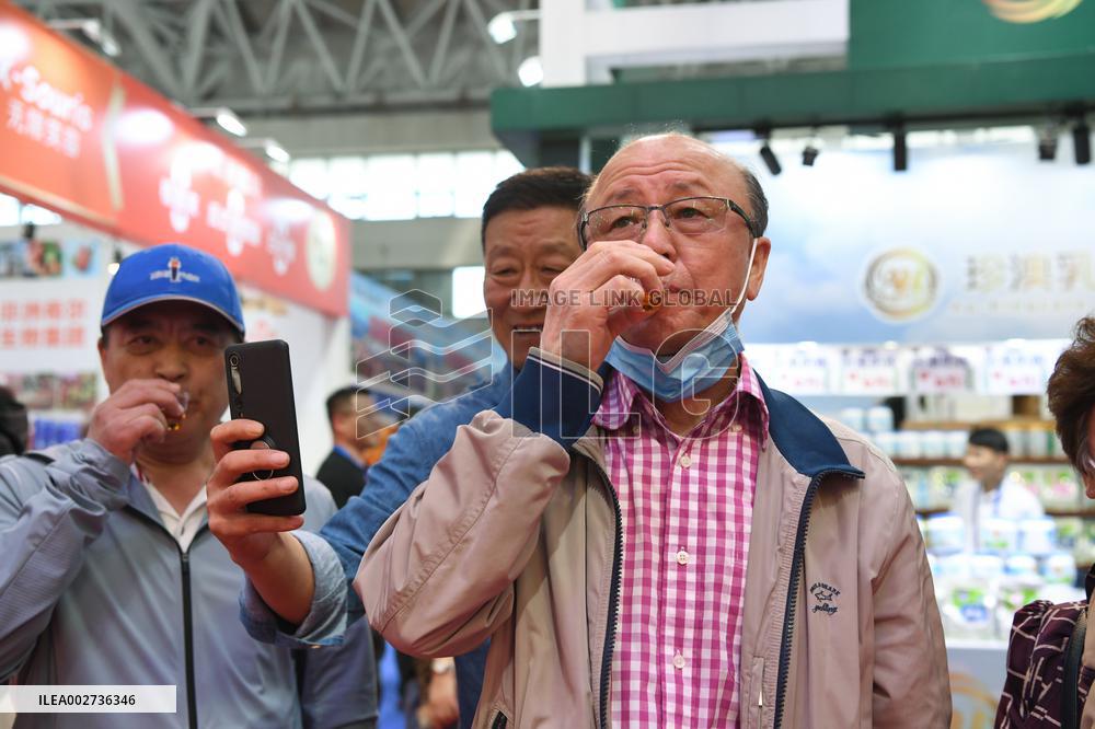CHINA-HEILONGJIANG-HARBIN-CHINA-RUSSIA-EXPO-FOOD & BEVERAGES (CN)