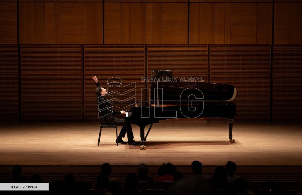 U.S.-NEW YORK-CARNEGIE HALL-CHINESE PIANIST-JU XIAOFU-DEBUT