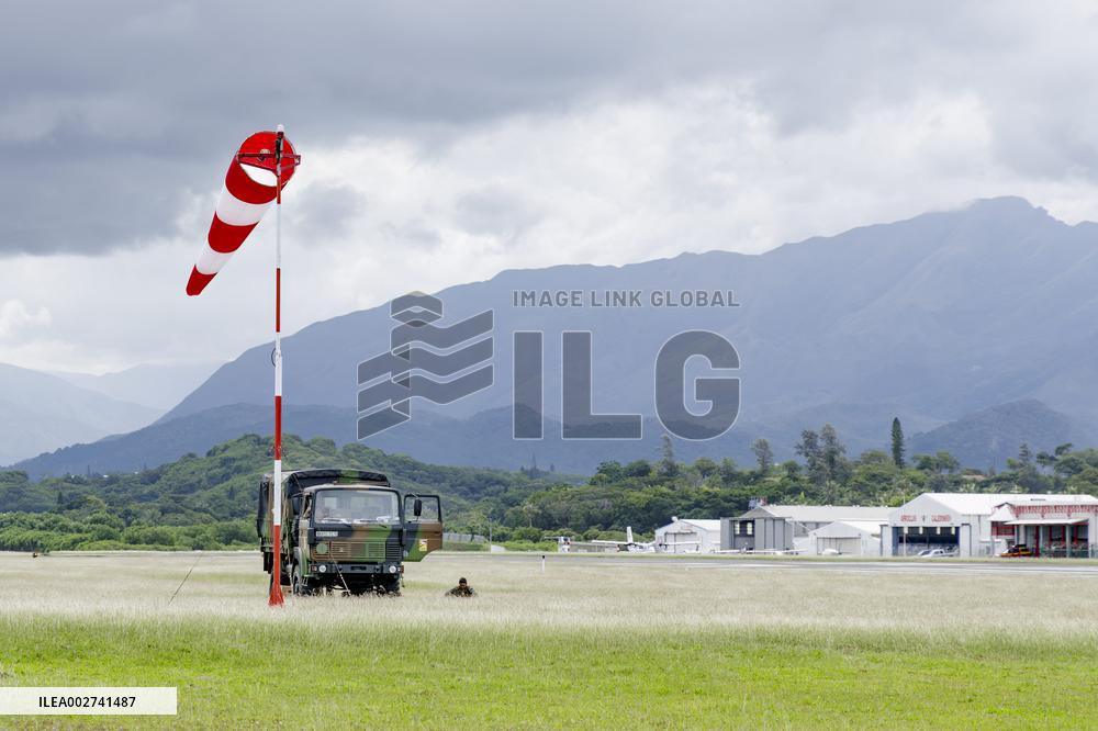 Australia And New Zealand Send Evacuation Flights Amid Unrest - Noumea