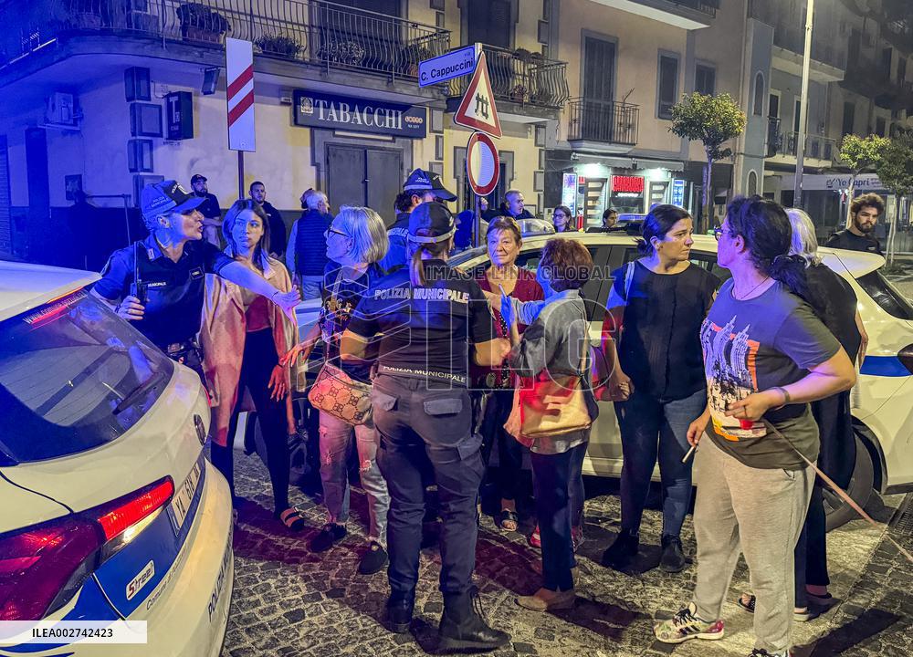 Dozens Of Earthquakes Felt In The Naples Region - Italy