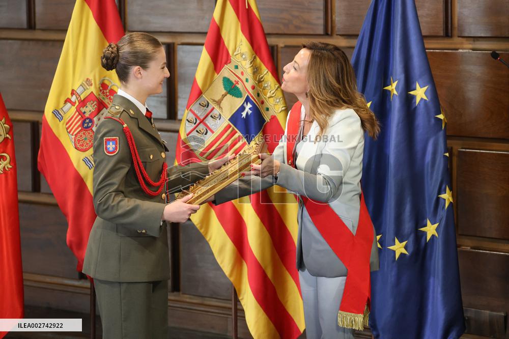 Princess Leonor Receives Medal of the Cortes de Aragon - Zaragoza