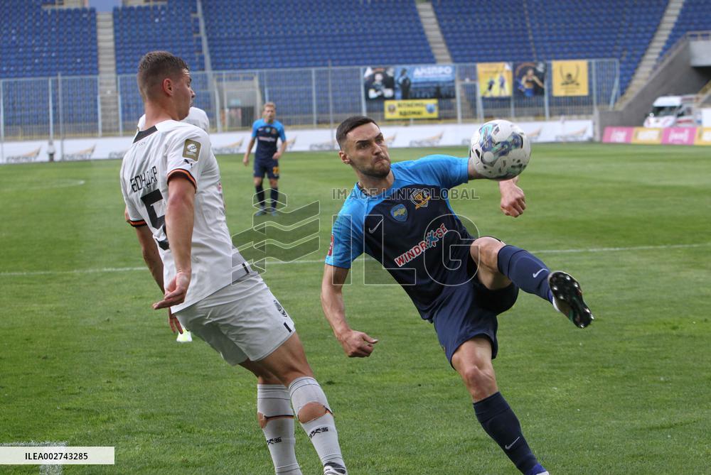 Dnipro-1 and Shakhtar Donetsk play to 1-1 draw
