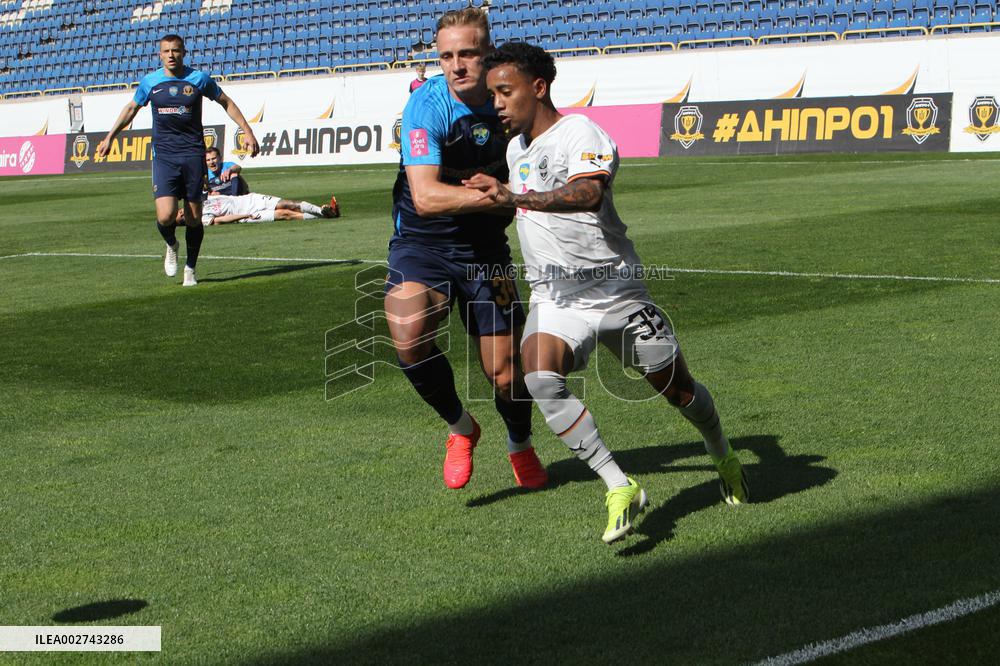 Dnipro-1 and Shakhtar Donetsk play to 1-1 draw
