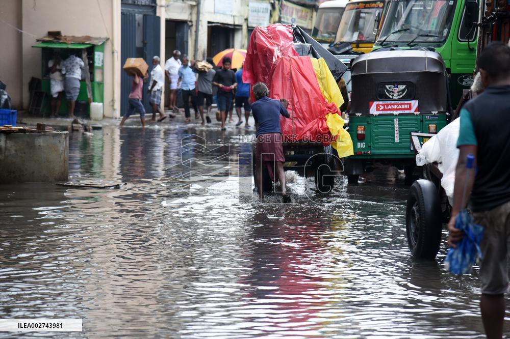 SRI LANKA-COLOMBO-ADVERSE WEATHER CONDITIONS