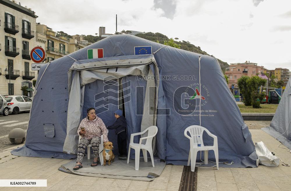 Aftermath of the Earthquake In Naples