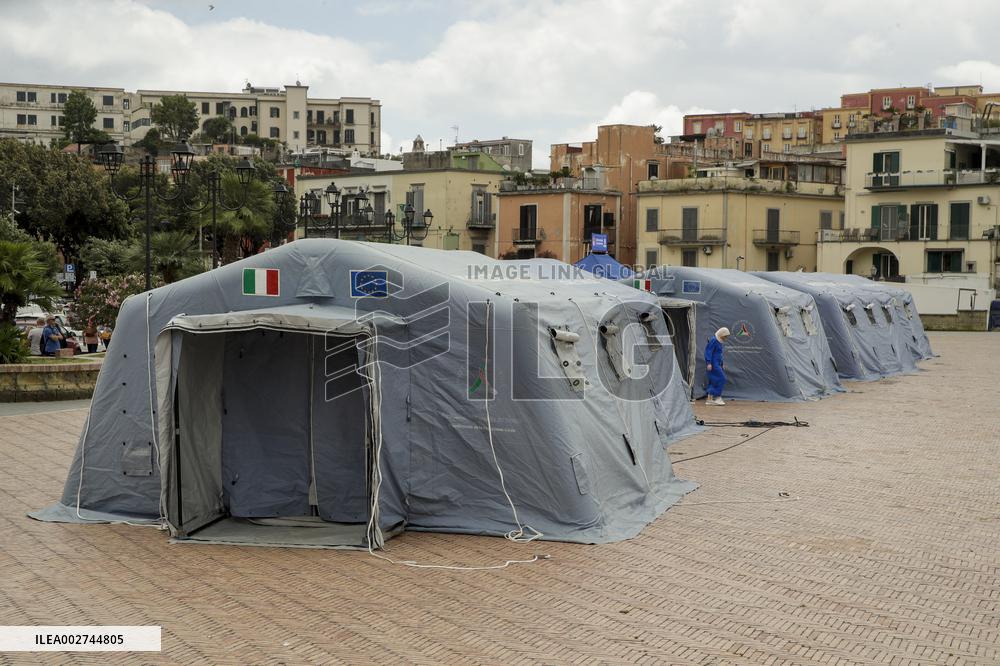 Aftermath of the Earthquake In Naples