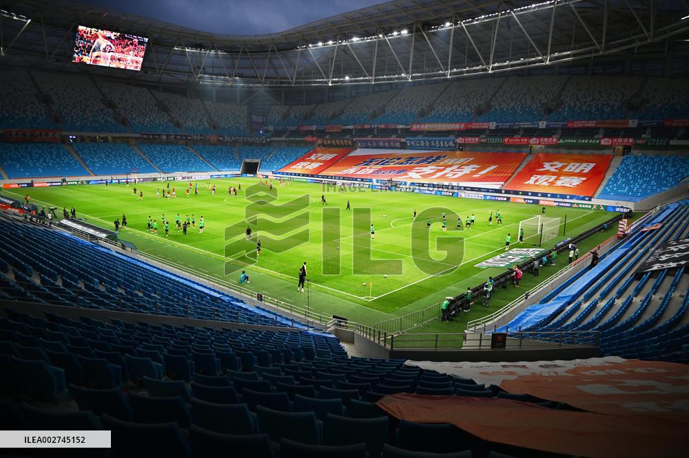 (SP)CHINA-QINGDAO-FOOTBALL-CSL-QINGDAO HAINIU VS BEIJING GUOAN (CN)