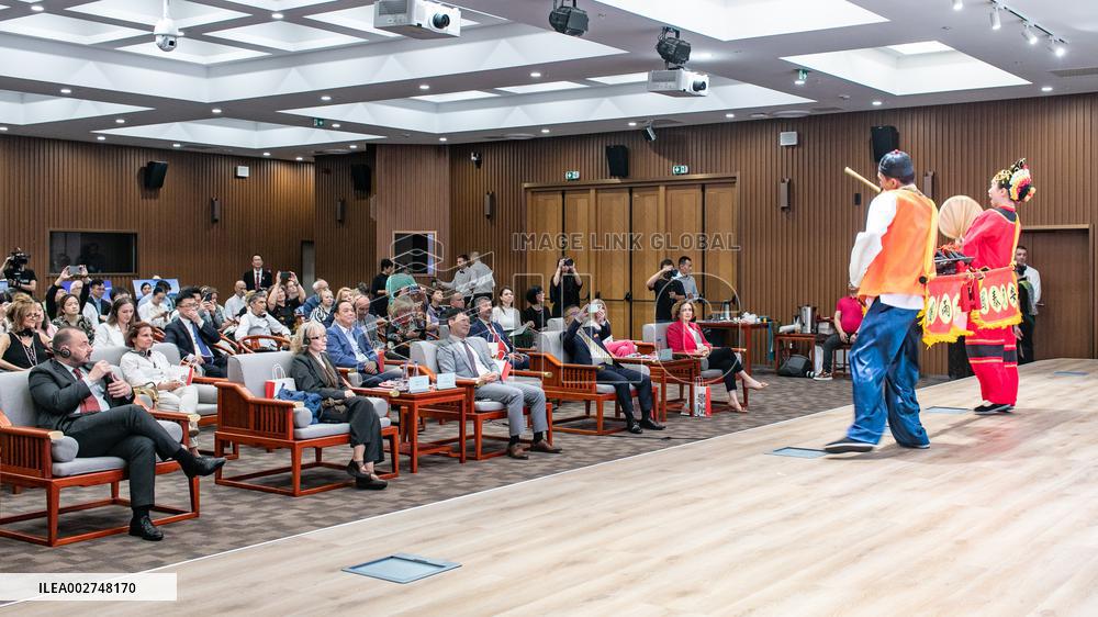 SERBIA-BELGRADE-INT'L TEA DAY-CHINESE TEA CULTURE