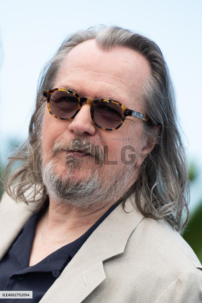 Cannes Parthenope Photocall