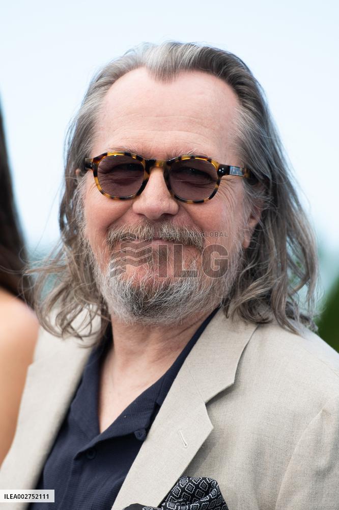 Cannes Parthenope Photocall