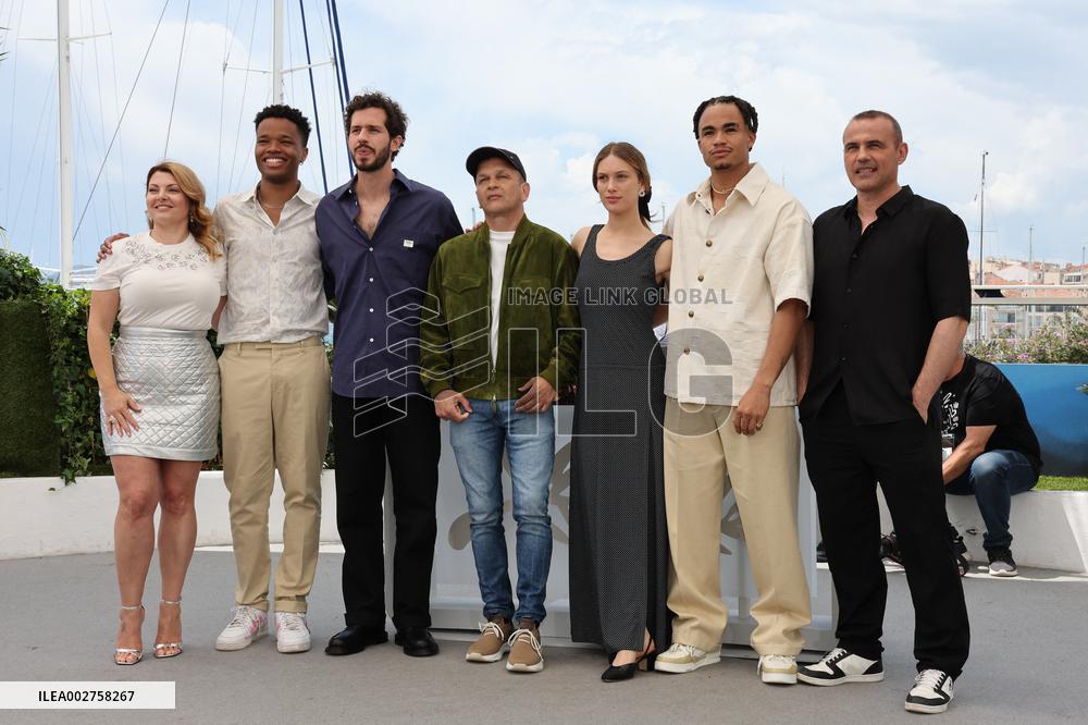 Cannes - Vivre, Mourir, Renaitre Photocall